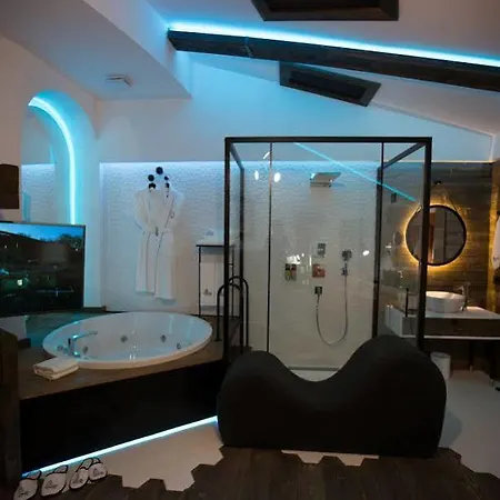 Cephanelik Boutique